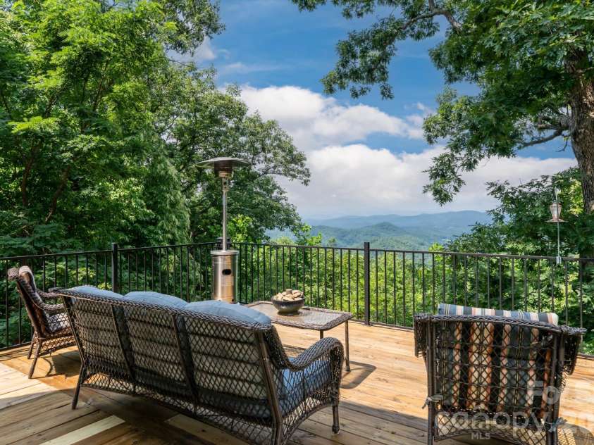 219 Echo Mountain View Road, Fairview, NC 28730.  MLS# CAR4412812, YatesRealty ID 47450. 