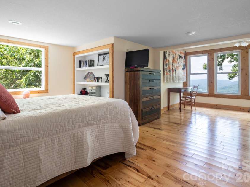 219 Echo Mountain View Road, Fairview, NC 28730.  MLS# CAR4412812, YatesRealty ID 47450. 