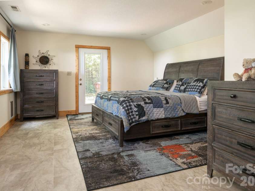 219 Echo Mountain View Road, Fairview, NC 28730.  MLS# CAR4412812, YatesRealty ID 47450. 