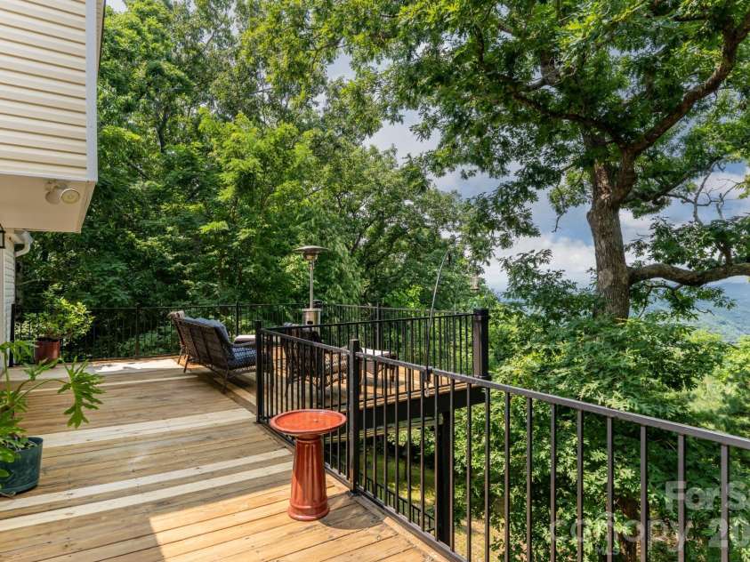 219 Echo Mountain View Road, Fairview, NC 28730.  MLS# CAR4412812, YatesRealty ID 47450. 