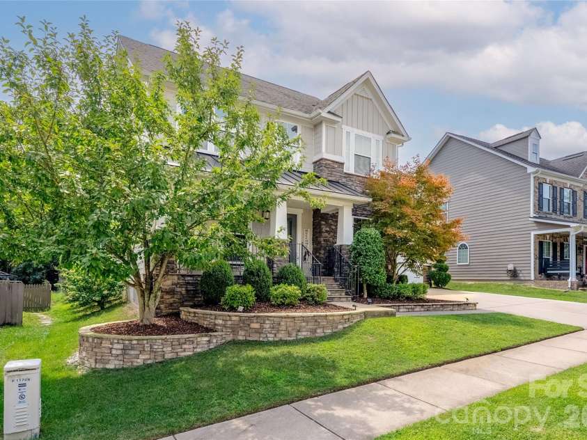 11708 Warfield Avenue, Huntersville, NC 28078.  MLS# CAR4416048, YatesRealty ID 47451. 