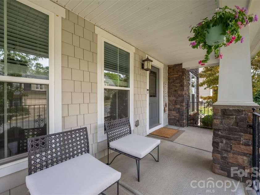 11708 Warfield Avenue, Huntersville, NC 28078.  MLS# CAR4416048, YatesRealty ID 47451. 
