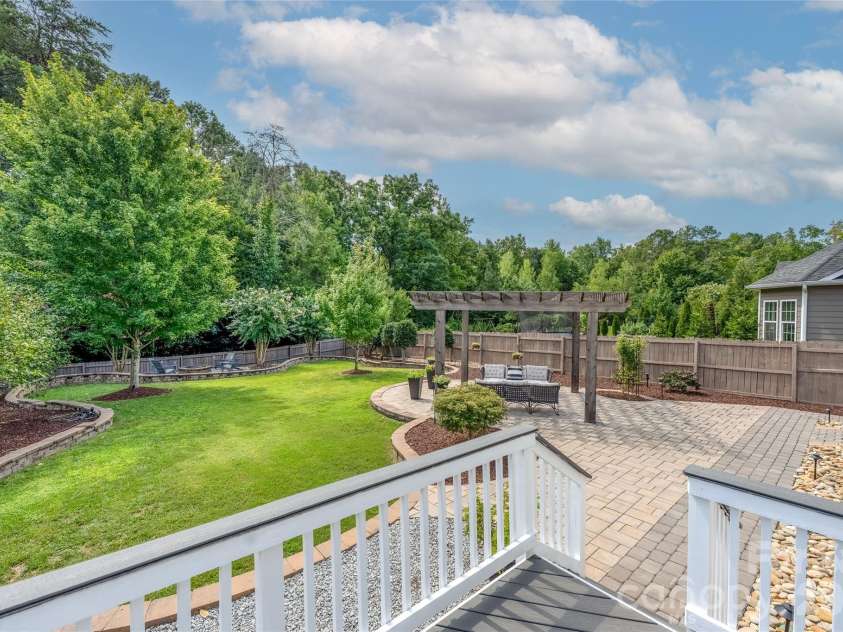 11708 Warfield Avenue, Huntersville, NC 28078.  MLS# CAR4416048, YatesRealty ID 47451. 
