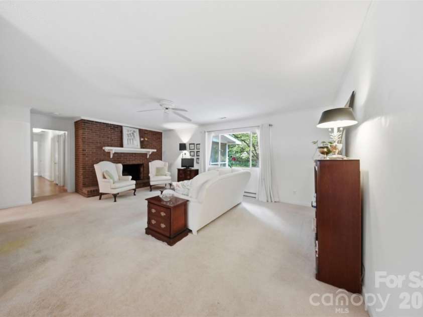 4913 New Hope Road, Belmont, NC 28012.  MLS# CAR4414764, YatesRealty ID 47452. 