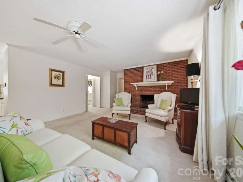4913 New Hope Road, Belmont, NC 28012.  MLS# CAR4414764, YatesRealty ID 47452. 