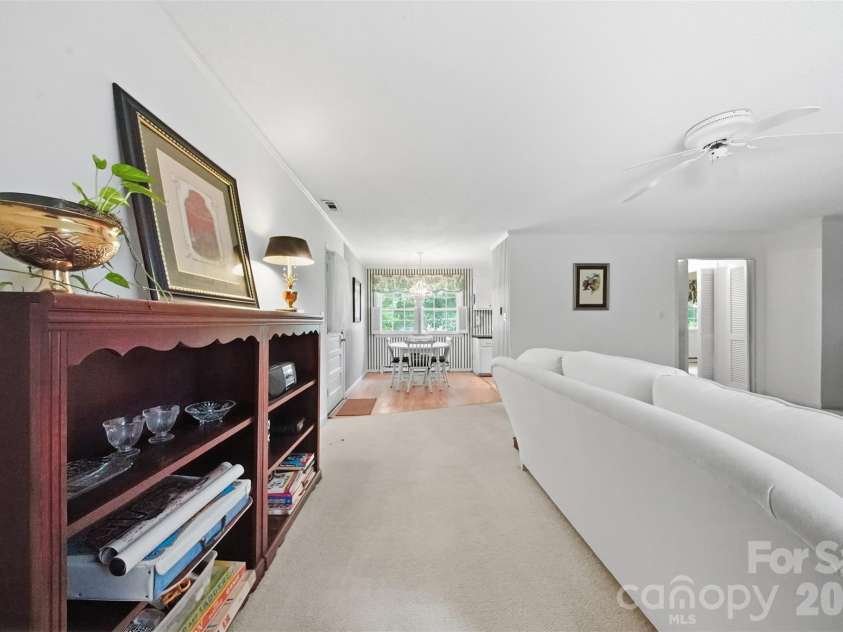 4913 New Hope Road, Belmont, NC 28012.  MLS# CAR4414764, YatesRealty ID 47452. 