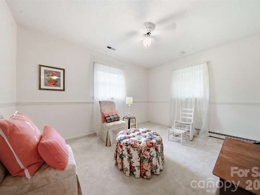 4913 New Hope Road, Belmont, NC 28012.  MLS# CAR4414764, YatesRealty ID 47452. 