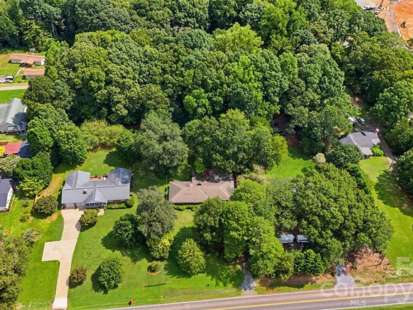 4913 New Hope Road, Belmont, NC 28012.  MLS# CAR4414764, YatesRealty ID 47452. 