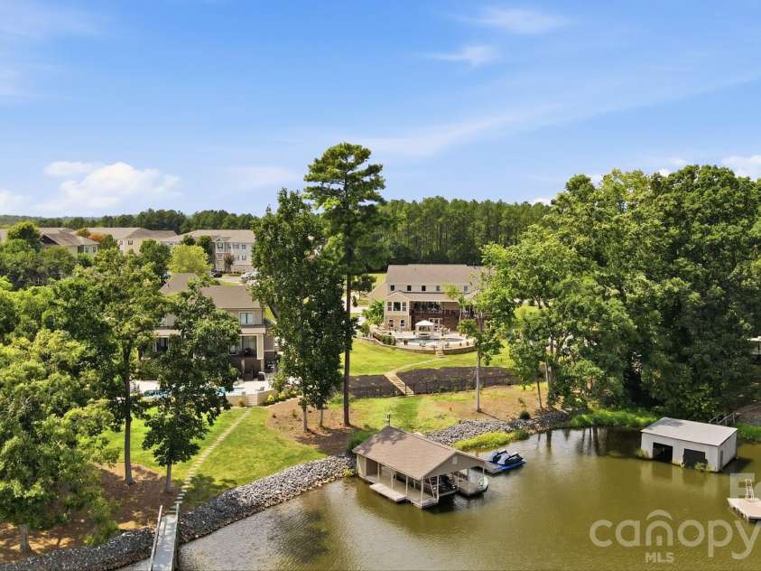 1920 Marlin Drive, Lake Wylie, SC 29710.  MLS# CAR4414993, YatesRealty ID 47453. 
