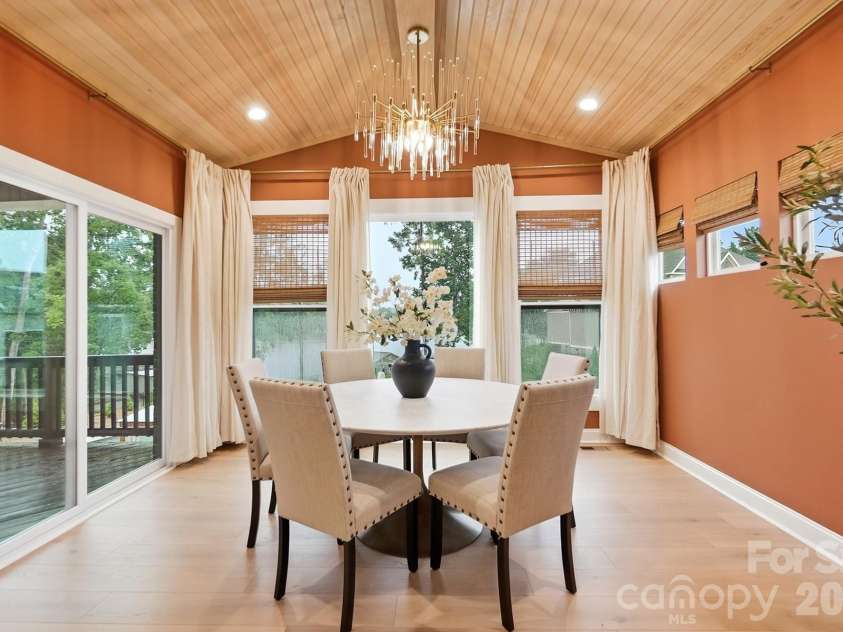 1920 Marlin Drive, Lake Wylie, SC 29710.  MLS# CAR4414993, YatesRealty ID 47453. 