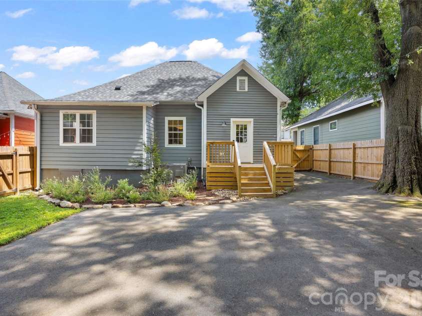 1905 Parson Street, Charlotte, NC 28205.  MLS# CAR4414878, YatesRealty ID 47455. Back Exterior