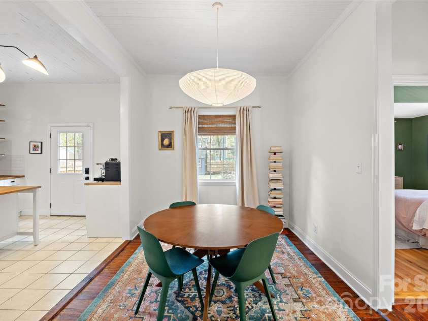 1905 Parson Street, Charlotte, NC 28205.  MLS# CAR4414878, YatesRealty ID 47455. Dining Room