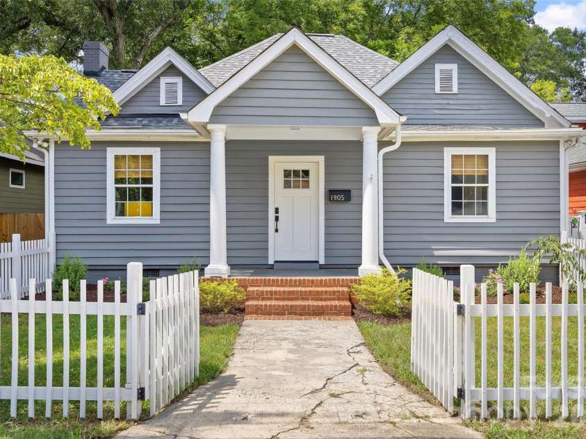 1905 Parson Street, Charlotte, NC 28205.  MLS# CAR4414878, YatesRealty ID 47455. Front Exterior