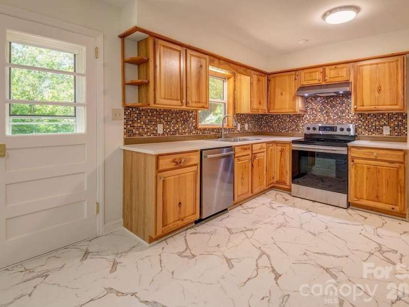 10 Meadowview Road, Asheville, NC 28804.  MLS# CAR4415246, YatesRealty ID 47456. Cabinets with New Pulls