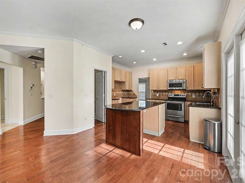 5839 BROOKSTONE Drive, Concord, NC 28027.  MLS# CAR4397657, YatesRealty ID 47457. 