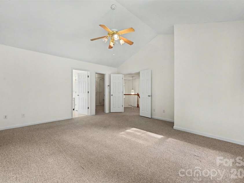 5839 BROOKSTONE Drive, Concord, NC 28027.  MLS# CAR4397657, YatesRealty ID 47457. Large Master Suite 2nd view