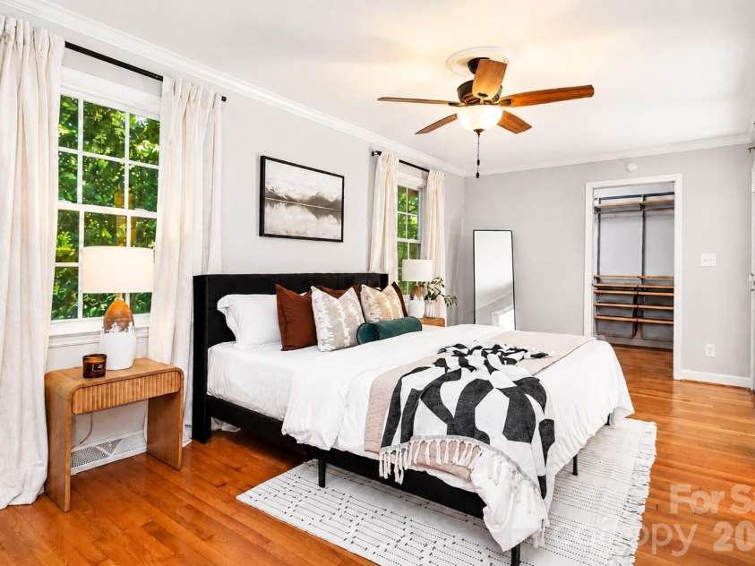 3101 Northampton Drive, Charlotte, NC 28210.  MLS# CAR4410944, YatesRealty ID 47458. 