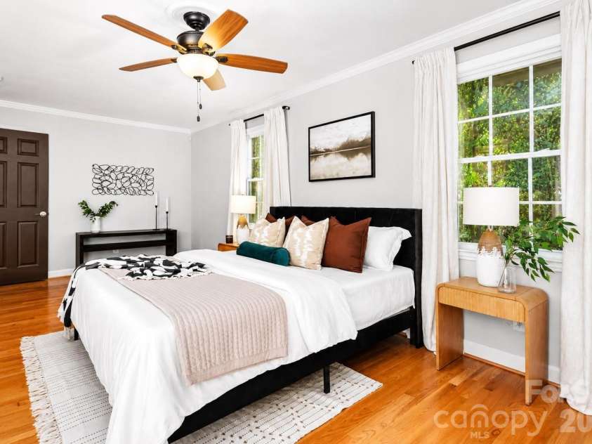 3101 Northampton Drive, Charlotte, NC 28210.  MLS# CAR4410944, YatesRealty ID 47458. 