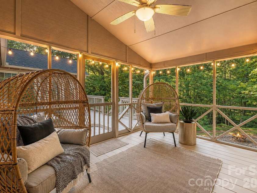 3101 Northampton Drive, Charlotte, NC 28210.  MLS# CAR4410944, YatesRealty ID 47458. 