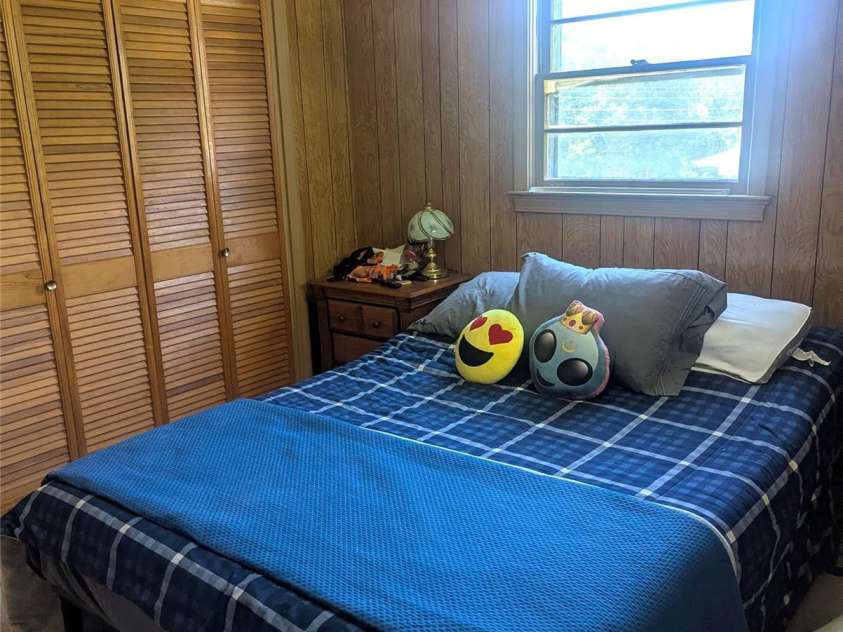 605 Lincoln Lane, Lenoir, NC 28645.  MLS# CAR4411038, YatesRealty ID 47459. 