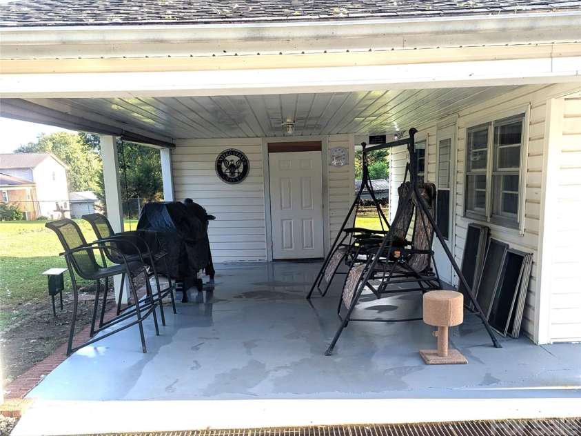 605 Lincoln Lane, Lenoir, NC 28645.  MLS# CAR4411038, YatesRealty ID 47459. 
