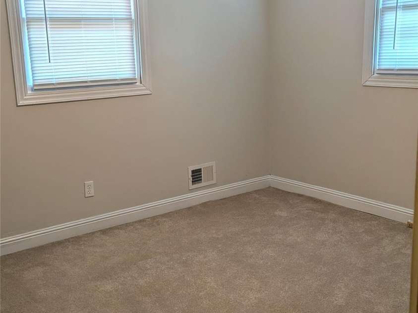 605 Lincoln Lane, Lenoir, NC 28645.  MLS# CAR4411038, YatesRealty ID 47459. 