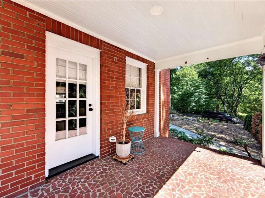 720 Park Avenue, Charlotte, NC 28203.  MLS# CAR4409263, YatesRealty ID 47461. 