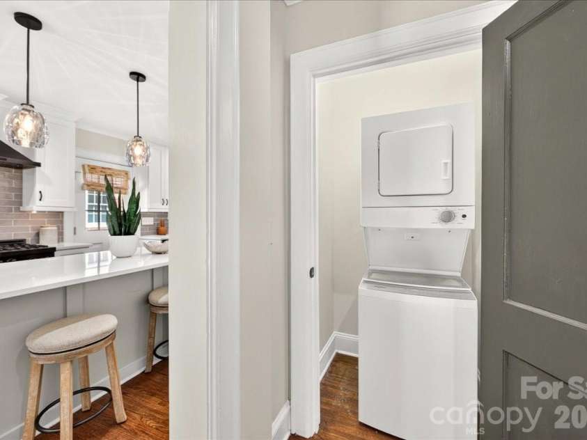 720 Park Avenue, Charlotte, NC 28203.  MLS# CAR4409263, YatesRealty ID 47461. 