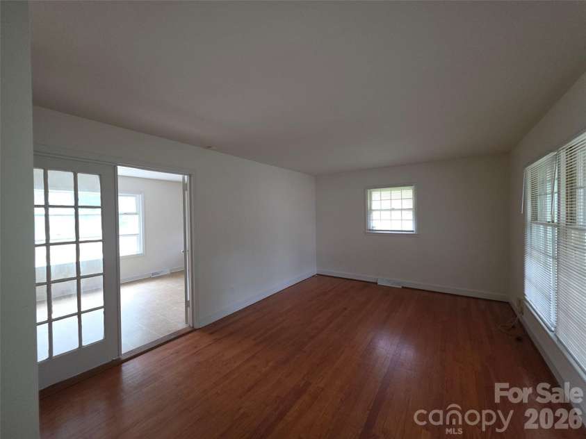 7600 Woodstream Drive, Charlotte, NC 28210.  MLS# CAR4419032, YatesRealty ID 47464. 