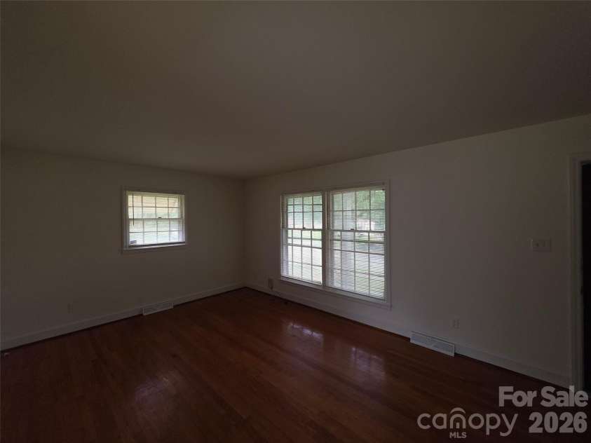 7600 Woodstream Drive, Charlotte, NC 28210.  MLS# CAR4419032, YatesRealty ID 47464. 