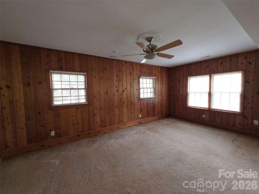 7600 Woodstream Drive, Charlotte, NC 28210.  MLS# CAR4419032, YatesRealty ID 47464. 
