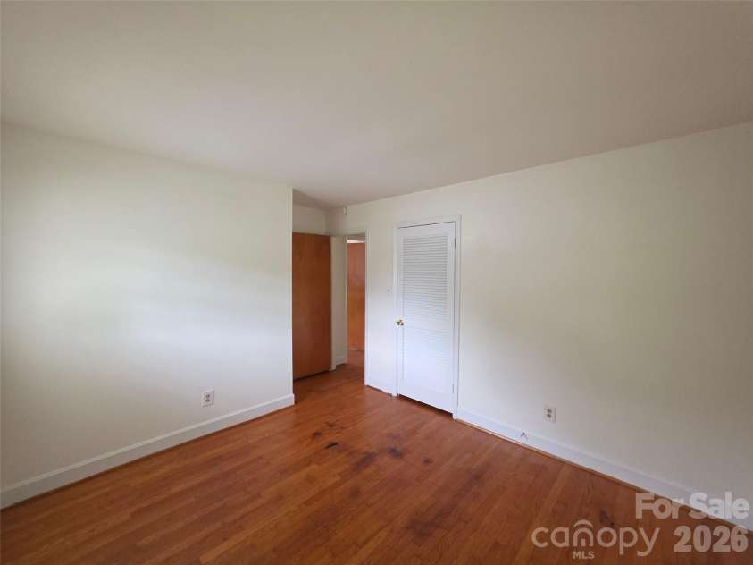 7600 Woodstream Drive, Charlotte, NC 28210.  MLS# CAR4419032, YatesRealty ID 47464. 
