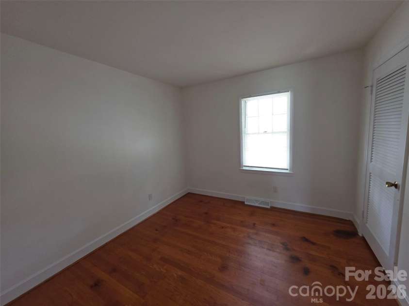 7600 Woodstream Drive, Charlotte, NC 28210.  MLS# CAR4419032, YatesRealty ID 47464. 