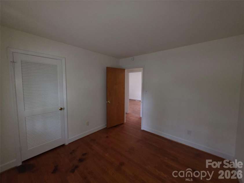 7600 Woodstream Drive, Charlotte, NC 28210.  MLS# CAR4419032, YatesRealty ID 47464. 