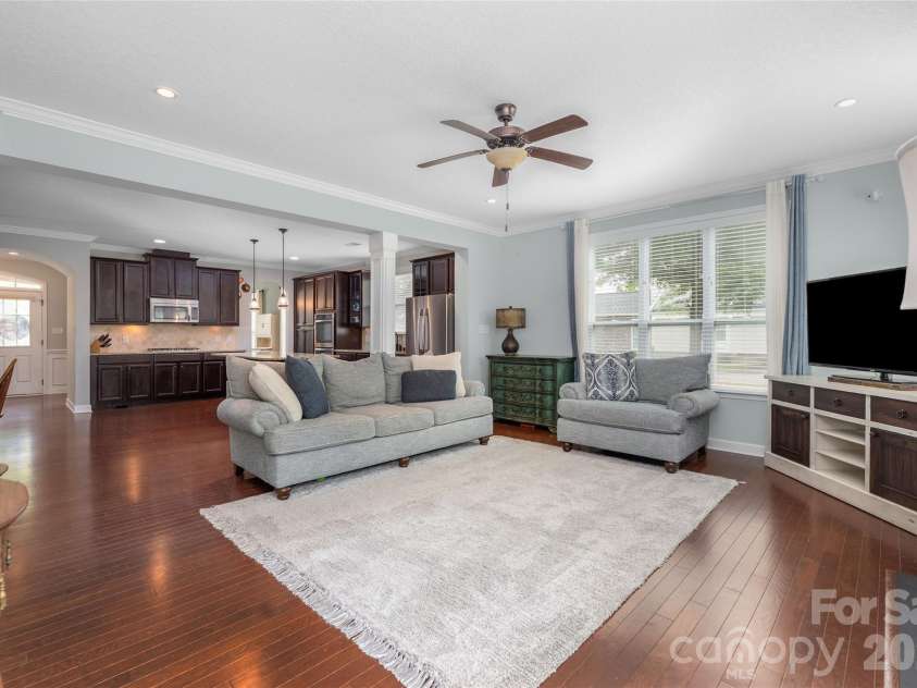 10328 Drake Hill Drive, Huntersville, NC 28078.  MLS# CAR4425644, YatesRealty ID 47465. 