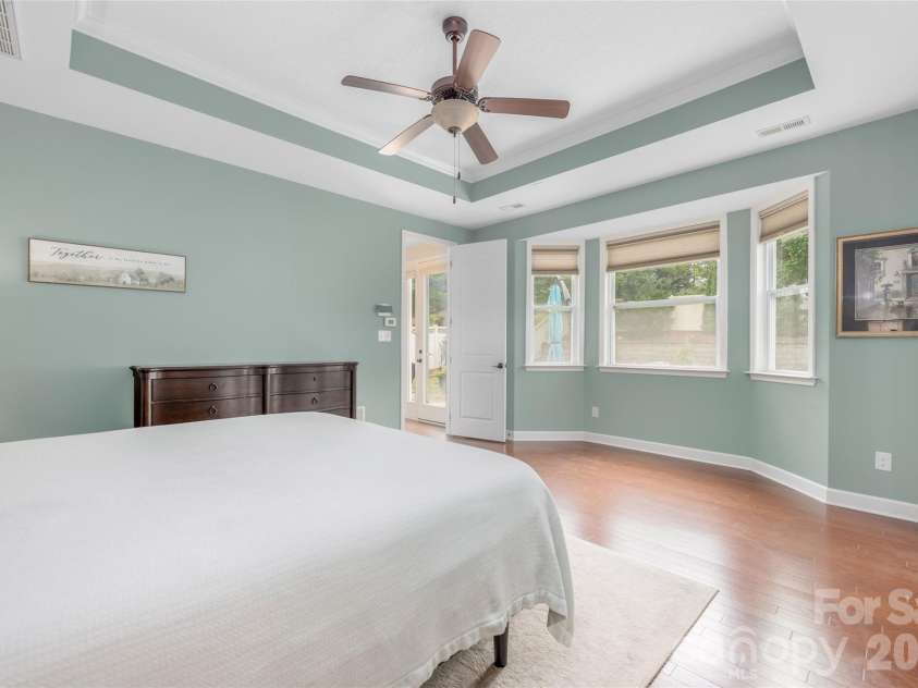 10328 Drake Hill Drive, Huntersville, NC 28078.  MLS# CAR4425644, YatesRealty ID 47465. 