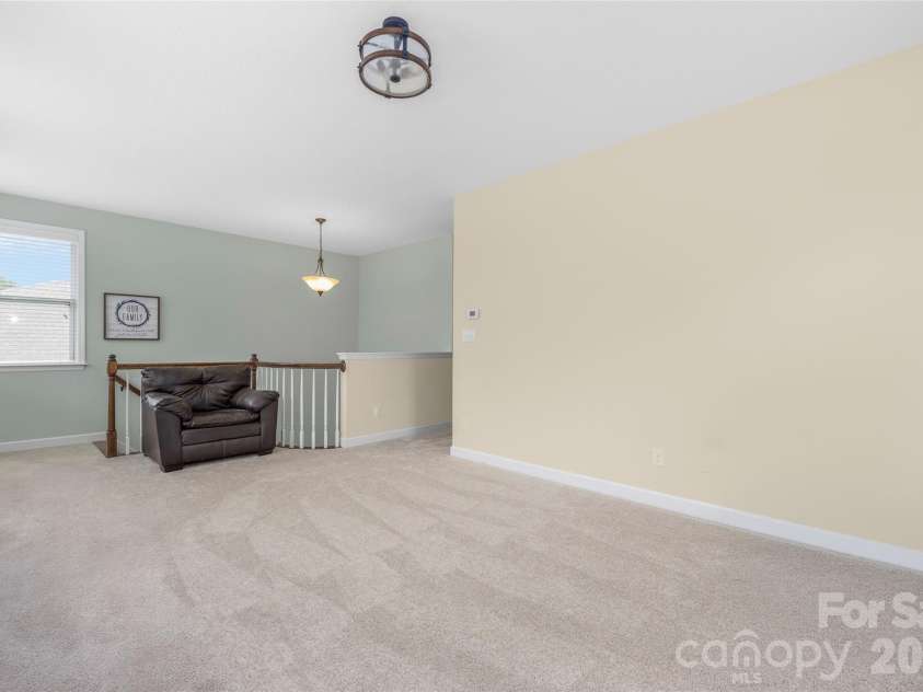10328 Drake Hill Drive, Huntersville, NC 28078.  MLS# CAR4425644, YatesRealty ID 47465. 