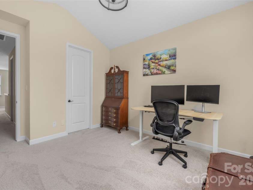 10328 Drake Hill Drive, Huntersville, NC 28078.  MLS# CAR4425644, YatesRealty ID 47465. 