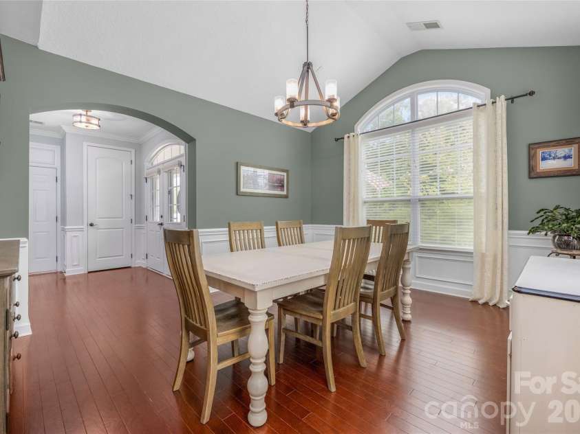 10328 Drake Hill Drive, Huntersville, NC 28078.  MLS# CAR4425644, YatesRealty ID 47465. Dining Room