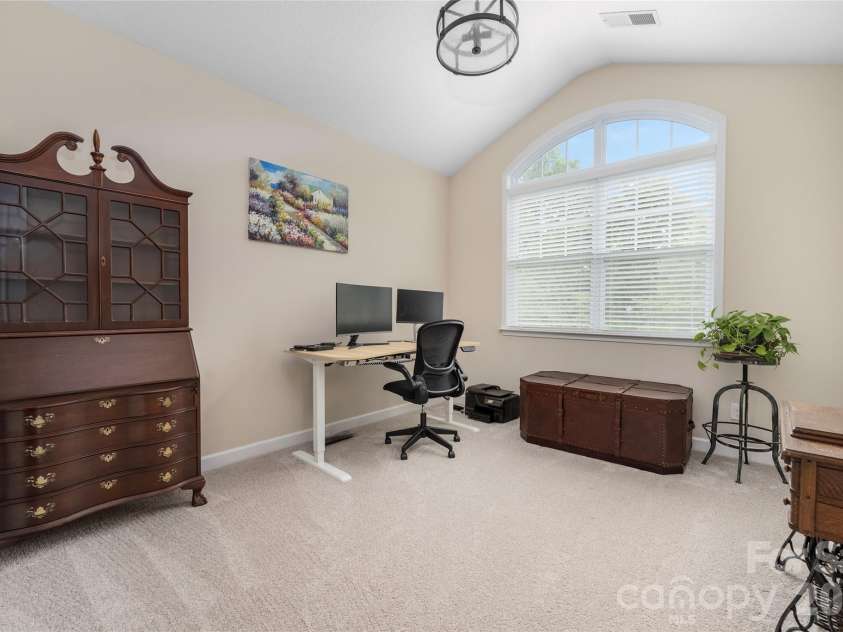10328 Drake Hill Drive, Huntersville, NC 28078.  MLS# CAR4425644, YatesRealty ID 47465. Guest Bedrooom