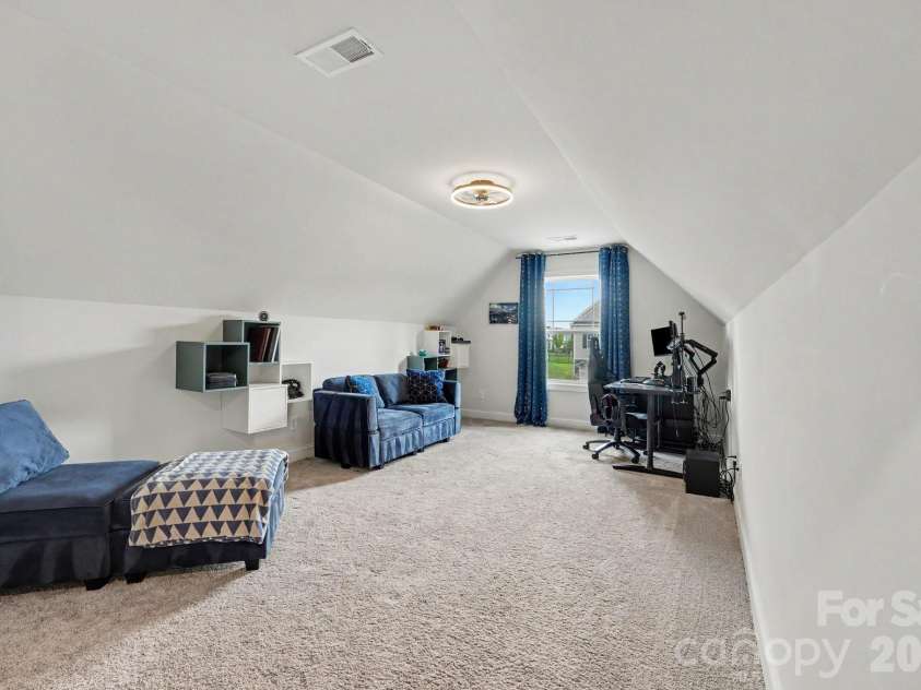 6858 Hunts Mesa Drive, Fort Mill, SC 29707.  MLS# CAR4417720, YatesRealty ID 47466. 
