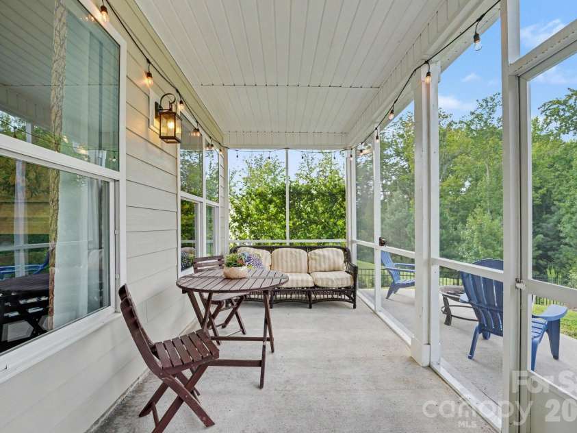 6858 Hunts Mesa Drive, Fort Mill, SC 29707.  MLS# CAR4417720, YatesRealty ID 47466. 