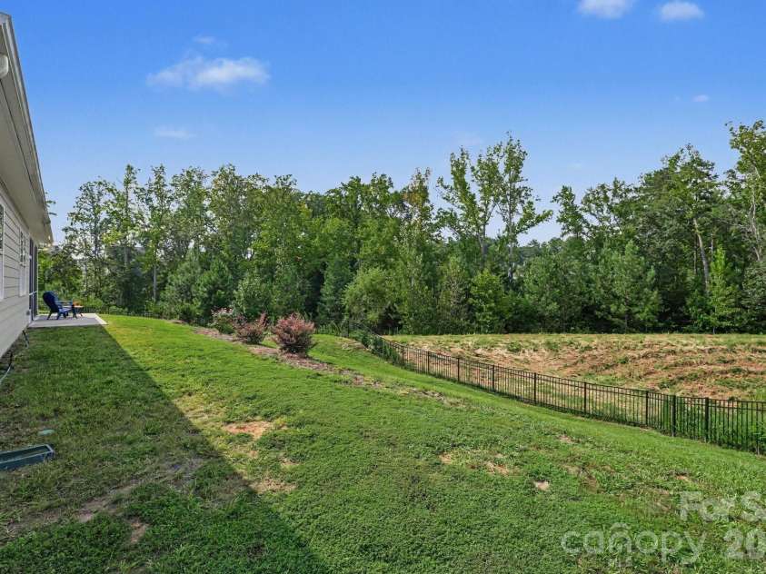 6858 Hunts Mesa Drive, Fort Mill, SC 29707.  MLS# CAR4417720, YatesRealty ID 47466. 