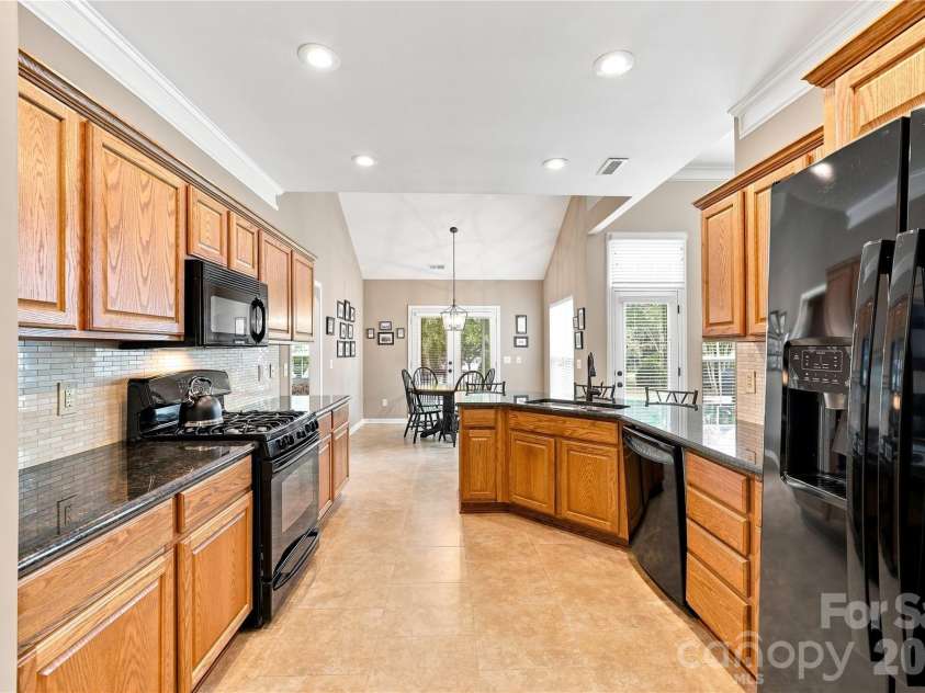 508 Montgrove Place, Concord, NC 28027.  MLS# CAR4417924, YatesRealty ID 47467. 