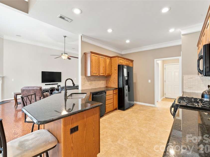 508 Montgrove Place, Concord, NC 28027.  MLS# CAR4417924, YatesRealty ID 47467. 