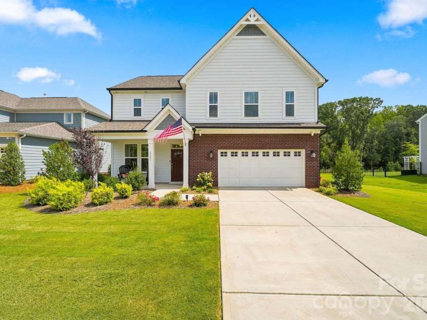 1533 Cedar Tree Drive, Belmont, NC 28012.  MLS# CAR4418136, YatesRealty ID 47468. 