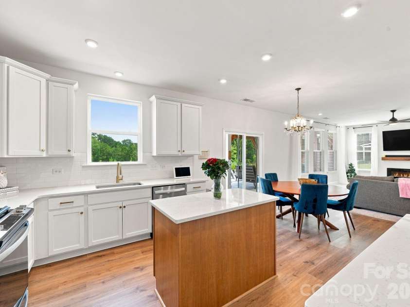 1533 Cedar Tree Drive, Belmont, NC 28012.  MLS# CAR4418136, YatesRealty ID 47468. 