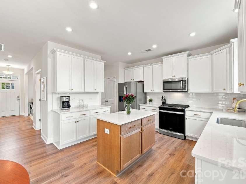 1533 Cedar Tree Drive, Belmont, NC 28012.  MLS# CAR4418136, YatesRealty ID 47468. 