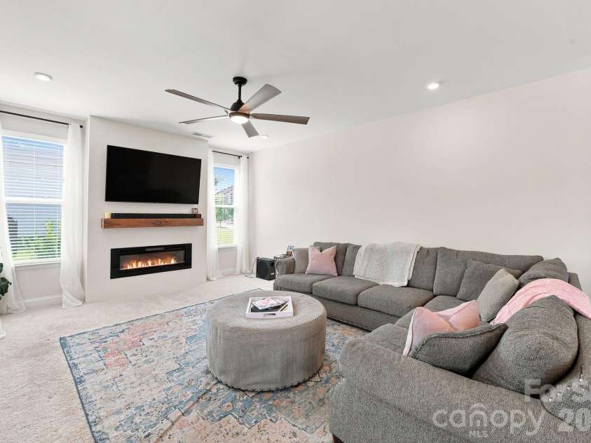 1533 Cedar Tree Drive, Belmont, NC 28012.  MLS# CAR4418136, YatesRealty ID 47468. 