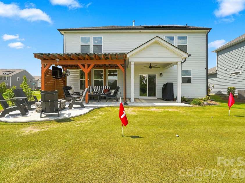 1533 Cedar Tree Drive, Belmont, NC 28012.  MLS# CAR4418136, YatesRealty ID 47468. 